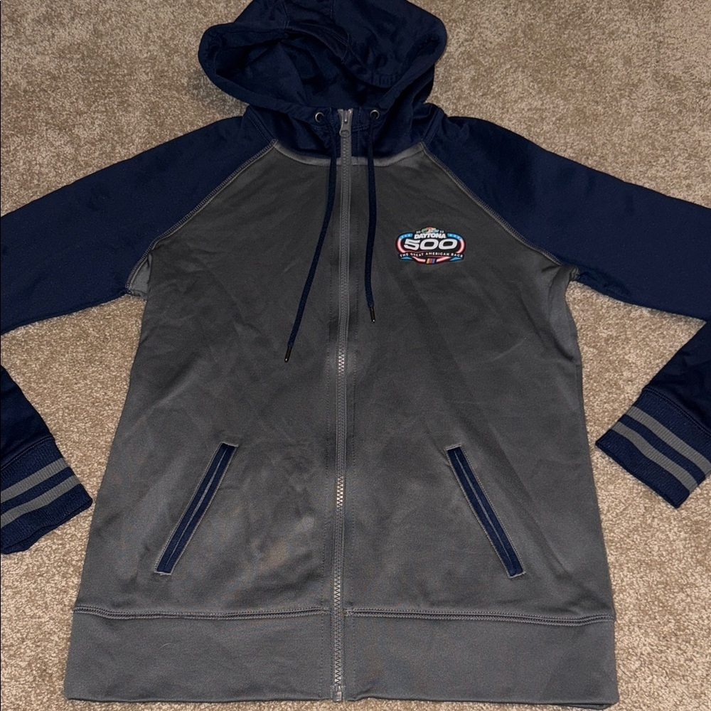 SportTek Daytona 500 Gray And Navy Hoodie  Small B9